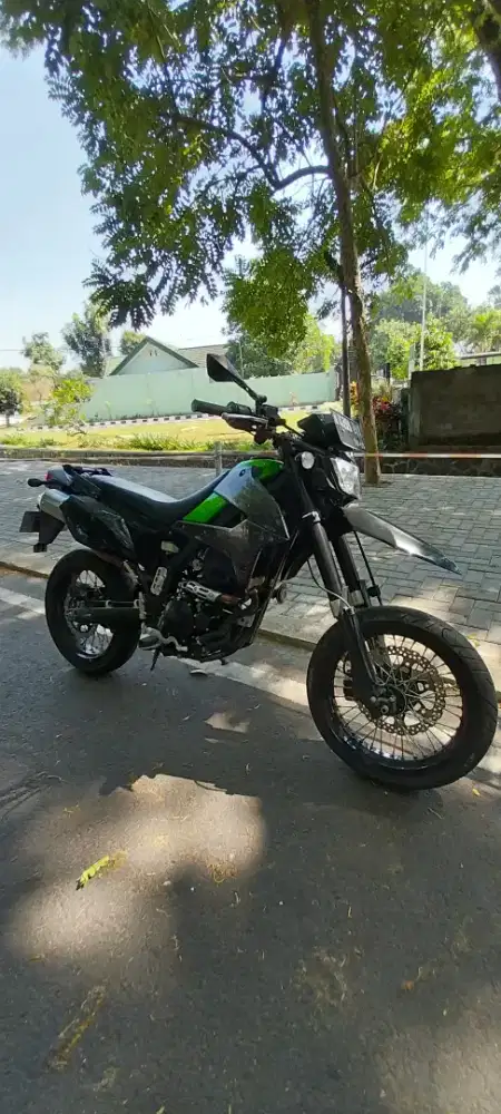 DTracker X 250cc th 2015 km Rendah