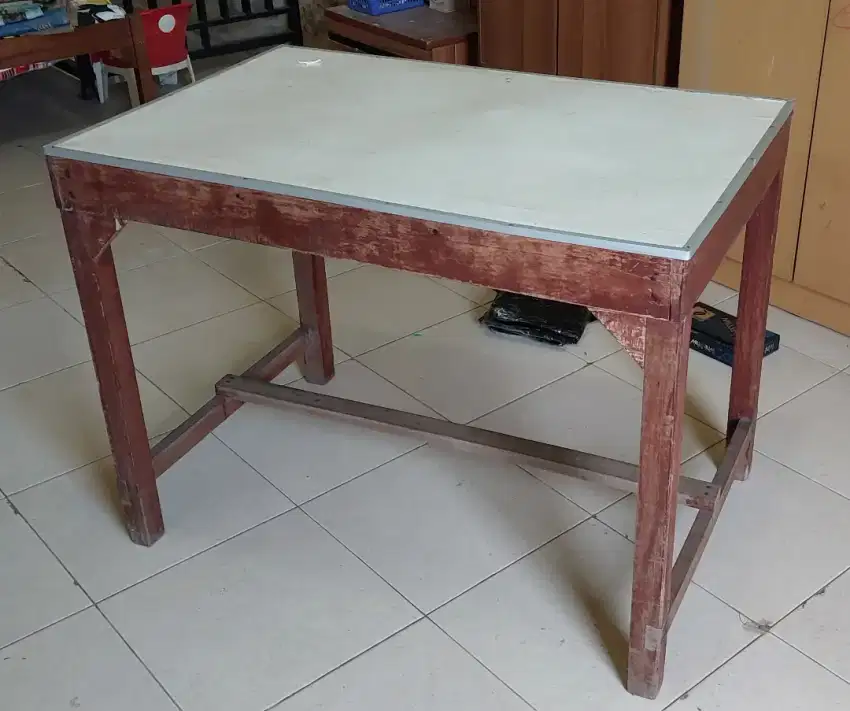 Meja Warkop Dijual