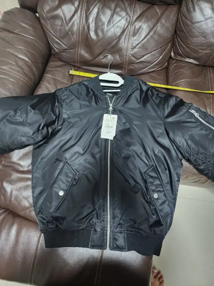 Jaket bomber original Pull & Bear Black