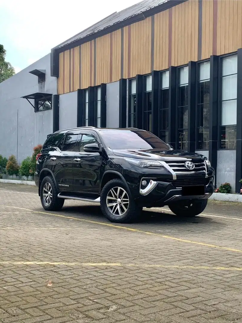 Fortuner 4x4 VRZ 2.4 Tetra Drive AT 2018