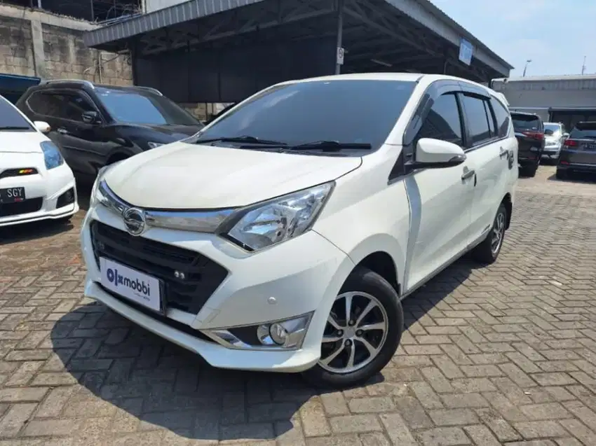 [OLXmobbi] Daihatsu Sigra 1.2 R Deluxe Bensin-AT 2020 Putih /