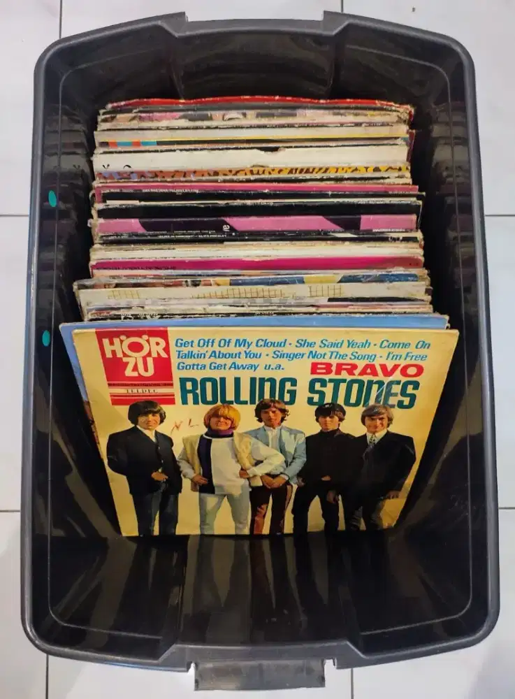 Piringan Hitam Antik