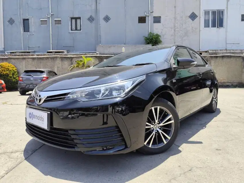 Pajak Panjang - Toyota Corolla Altis 1.6 CNG AT 2018 Hitam (0MS)