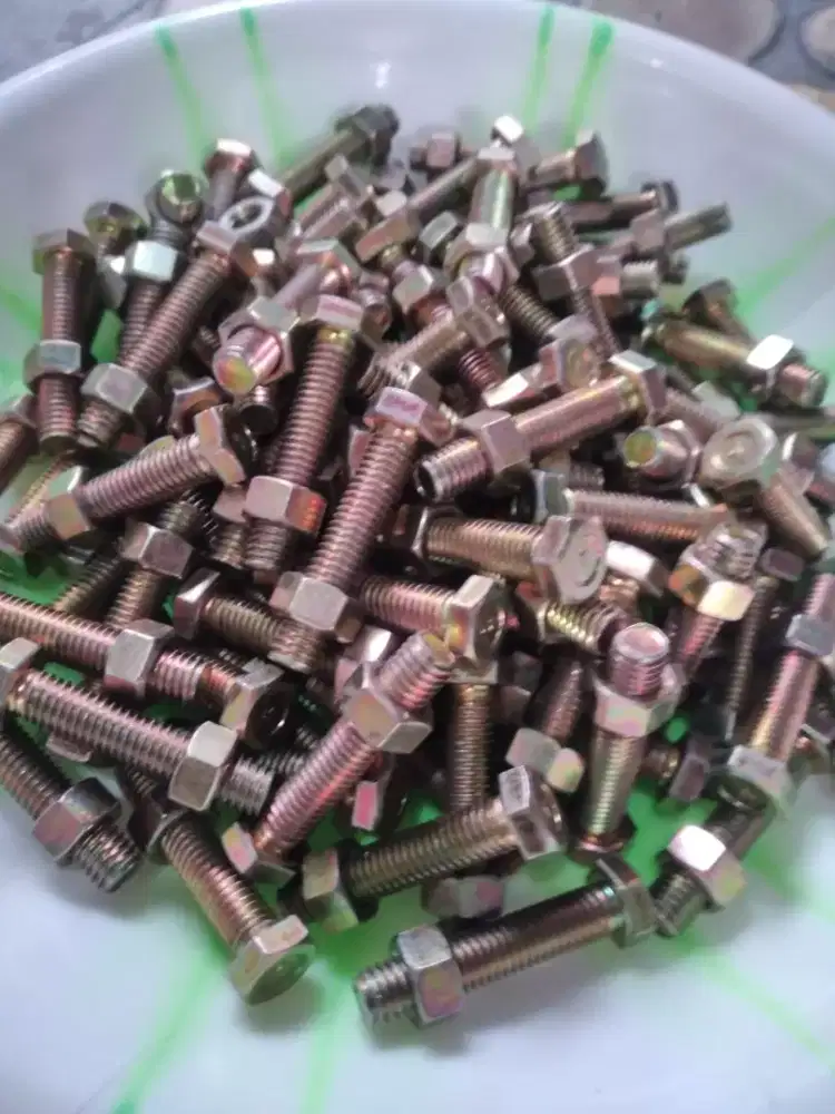 Baut, Mur Kuning  4 cm/Nego