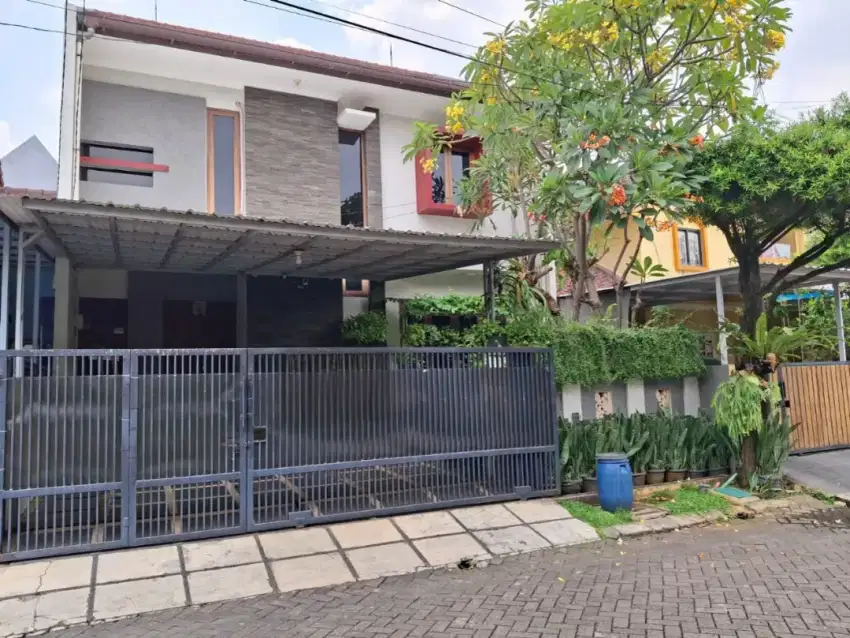 Dijual Cepat Rumah 2 Lantai Semi Furnished Siap Huni Kemang Pratama