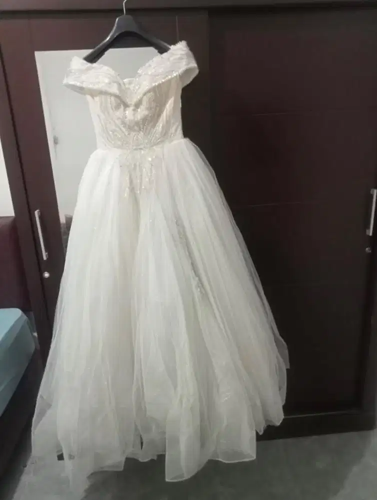 Gaun pengantin wanita