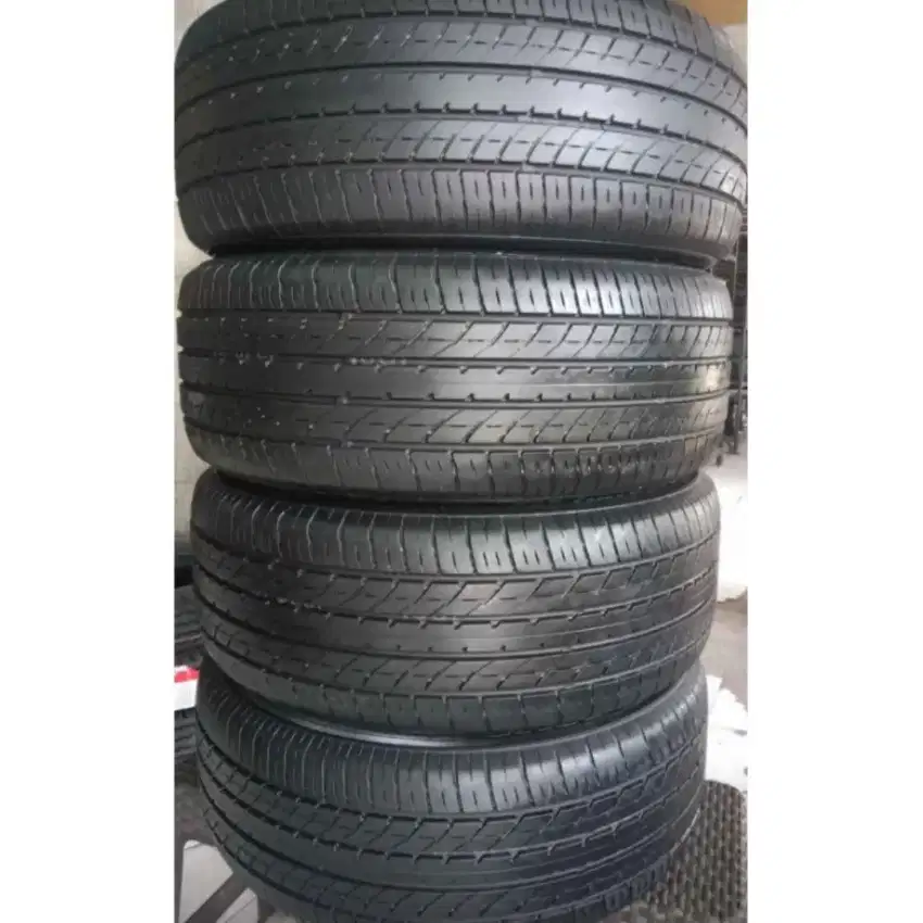 Ban Bekas Dunlop LM705 235/50 R18 Ring 18 Tahun 20