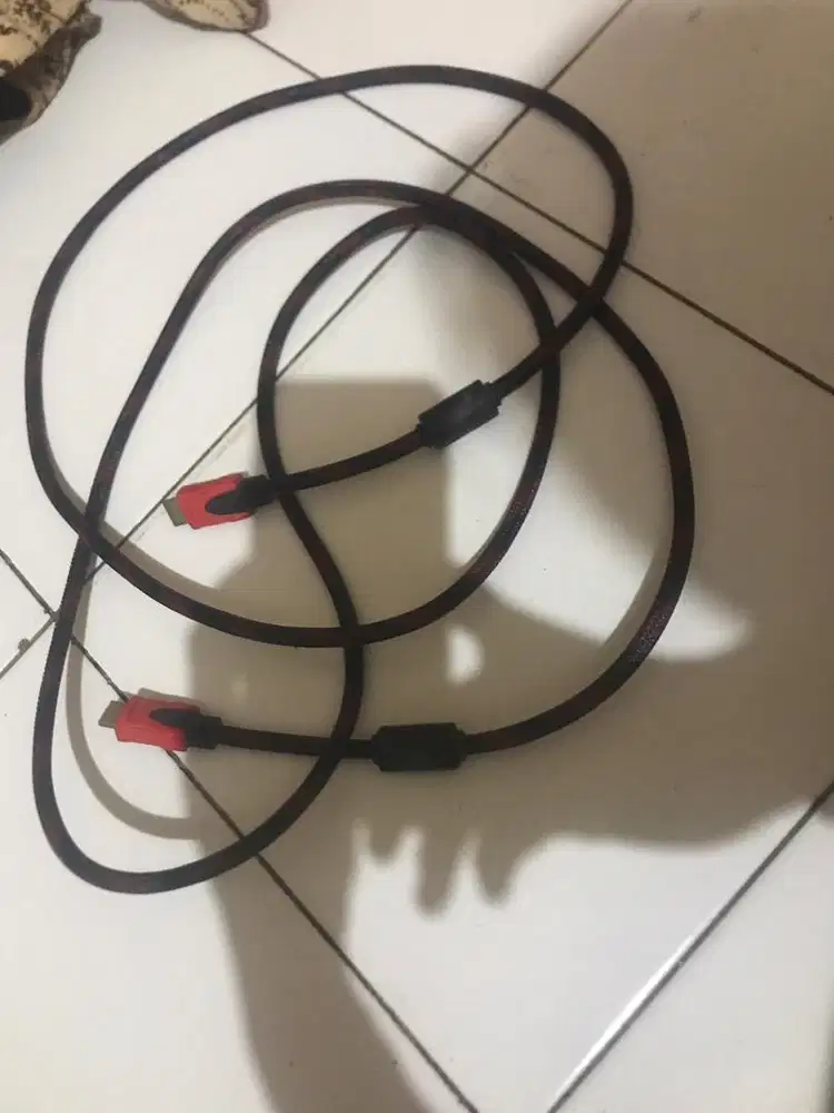 kabel HDMI bahan tebal kuat dan kokoh