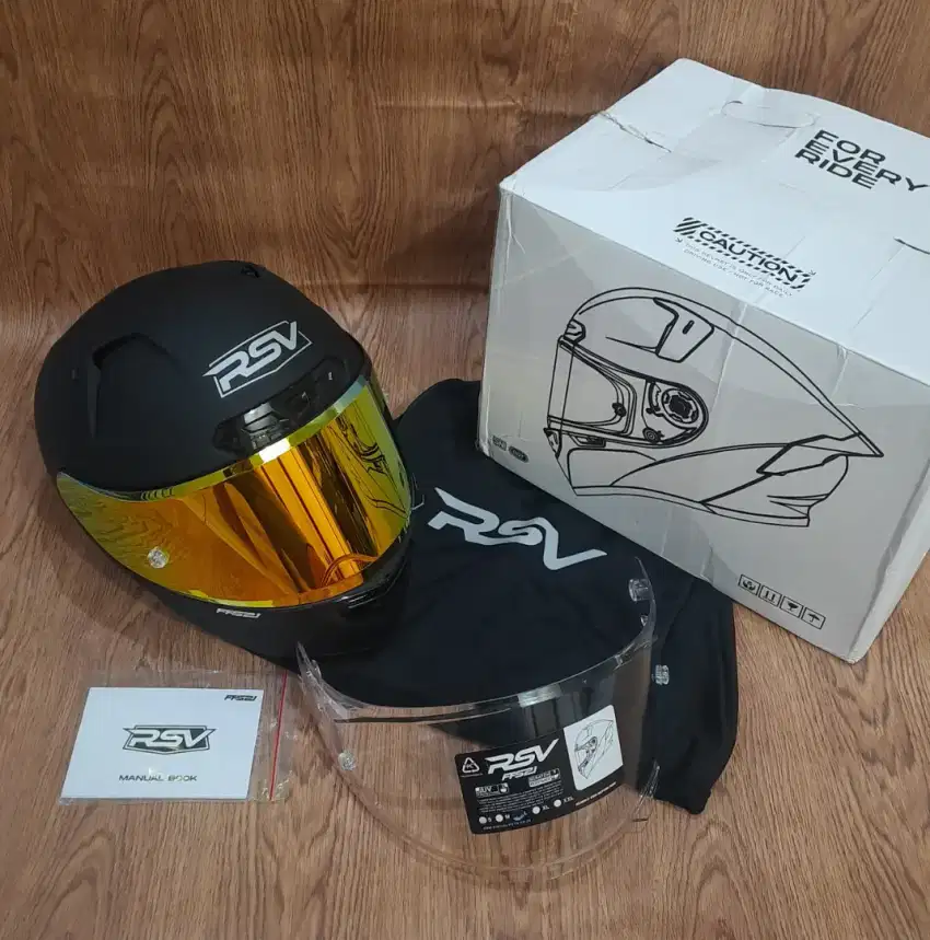 Paket Ganteng Helm Full Face RSV FFS21 - Size L - Matte Black