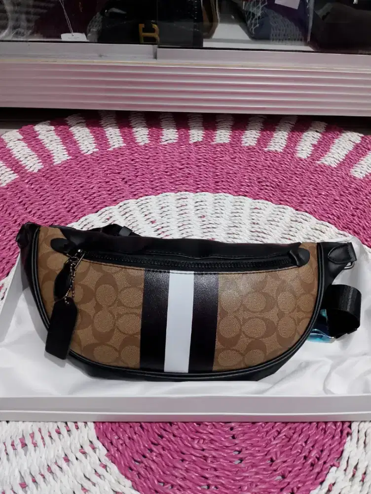 Tas Waisbag pria premium coach