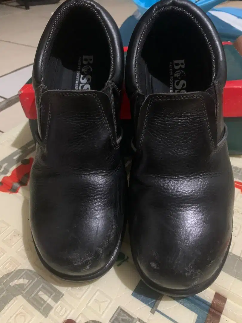 Sepatu pantofel boss pria