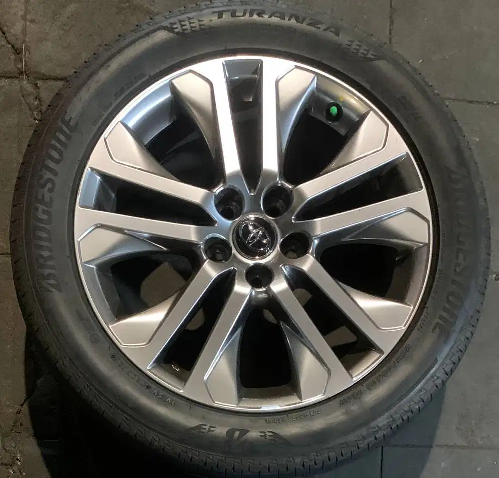 VELG ORIGINAL ZENIX Q R18 (SEPAKET BAN)