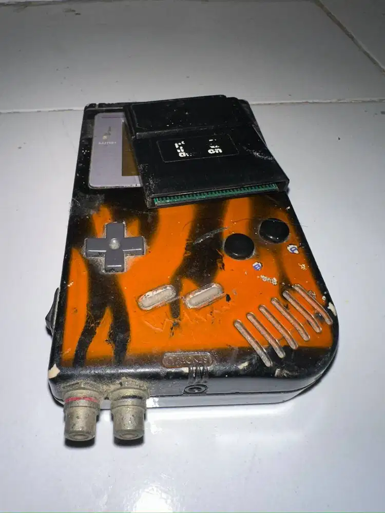 Gameboy DMG 01 (tahun 1989) Plus LSDJ