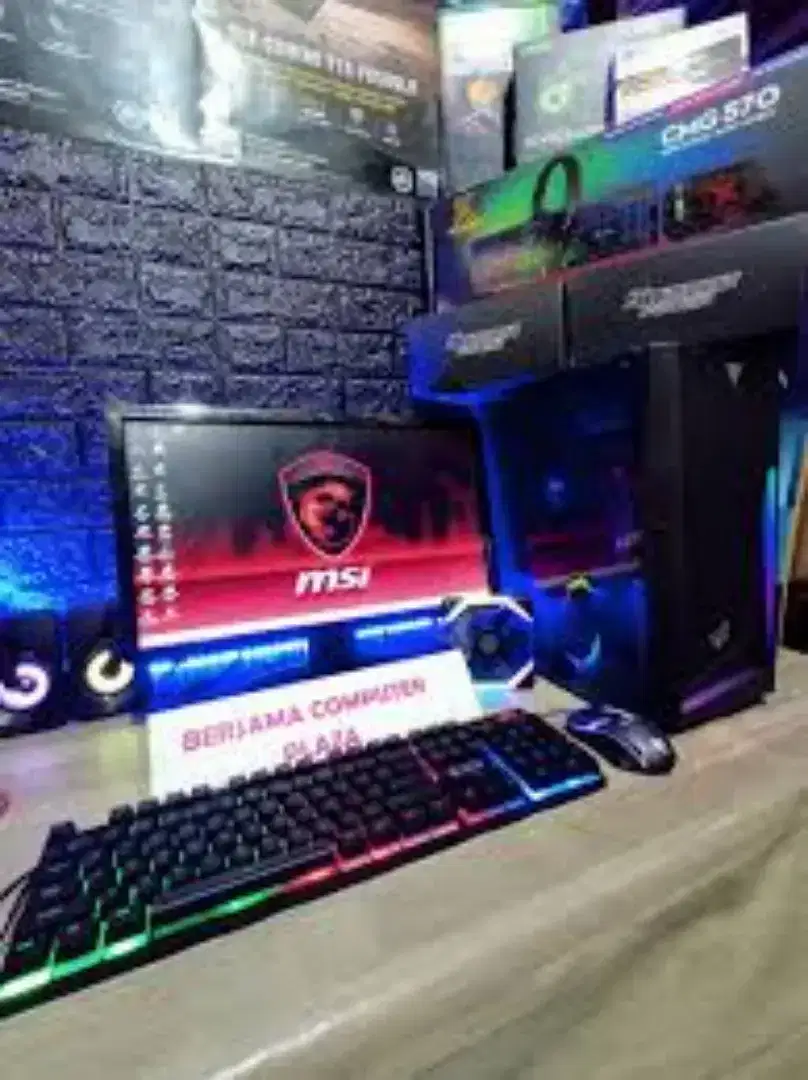 Kredit PC Gaming Bunga Rendah proses cepat