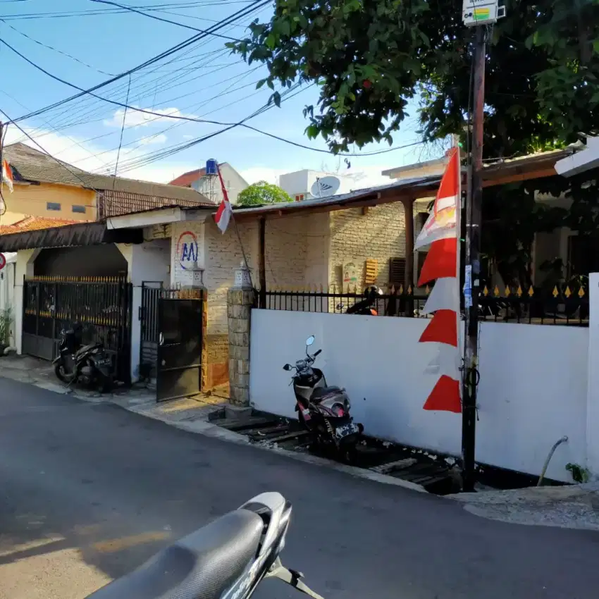 [NEGO] RUMAH + TANAH DIJUAL RADIO DALAM JALAN ANTENE