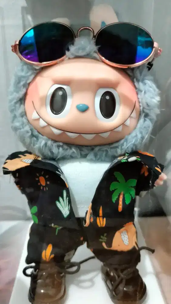 Dijual boneka labubu