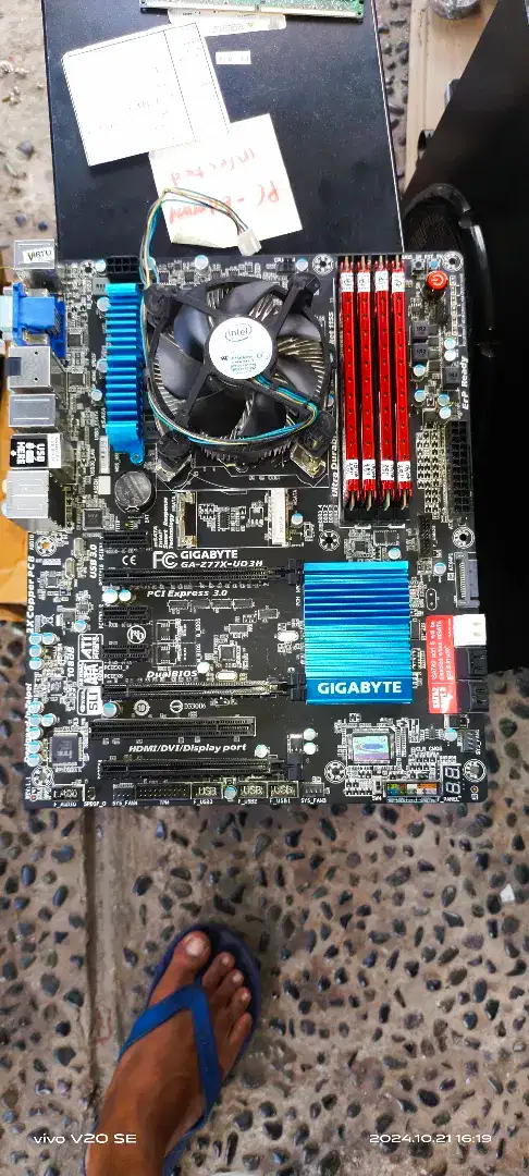 Jual borongan motherboard i7 gen 2 dan 3 ddr3 ram 8 gb