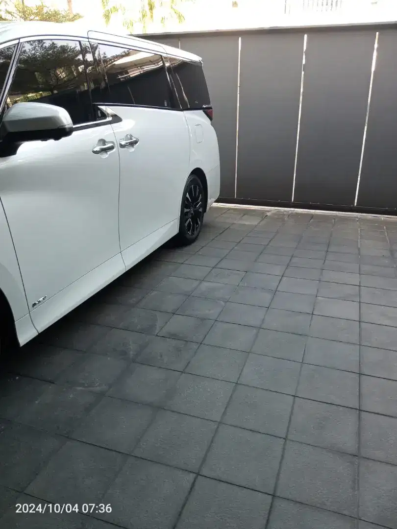 Jasa Supir harian khusus alphard dan matic lainnya