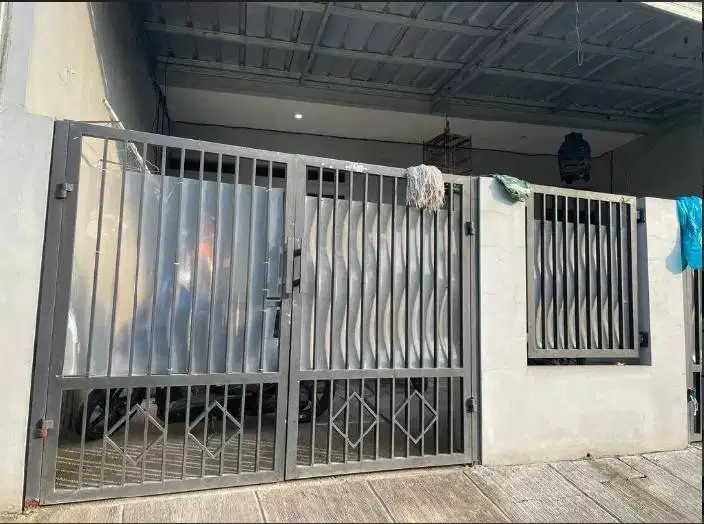 DIJUAL RUMAH (berupa kontrakan, dekat Jakarta)