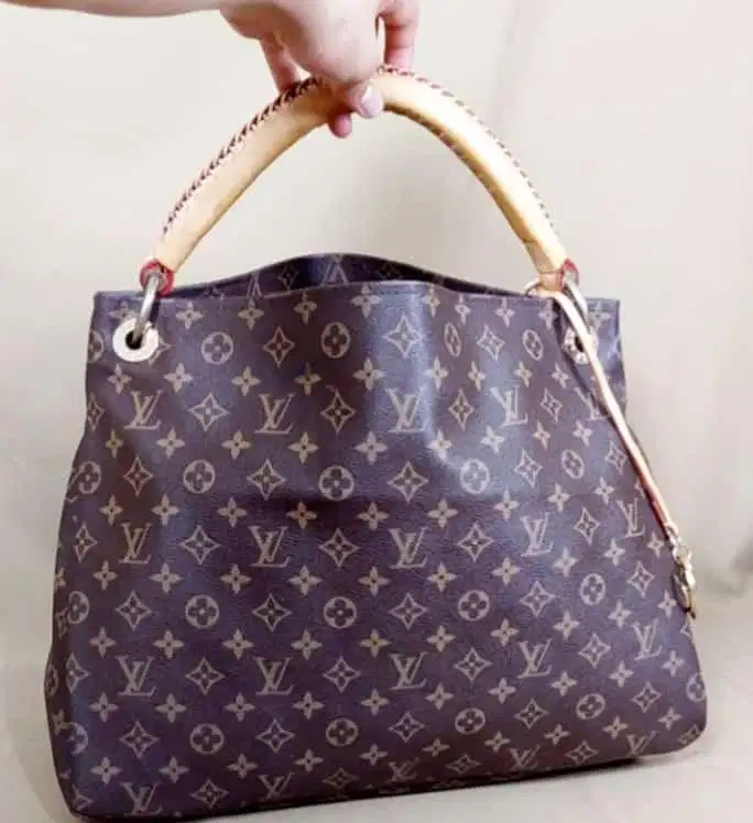 Tas Louis Vuitton preloved