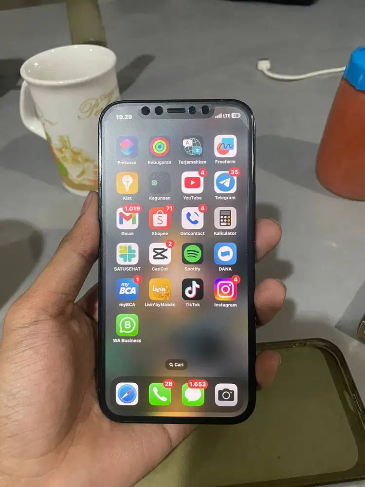 langsung aja jual iphone 12 128