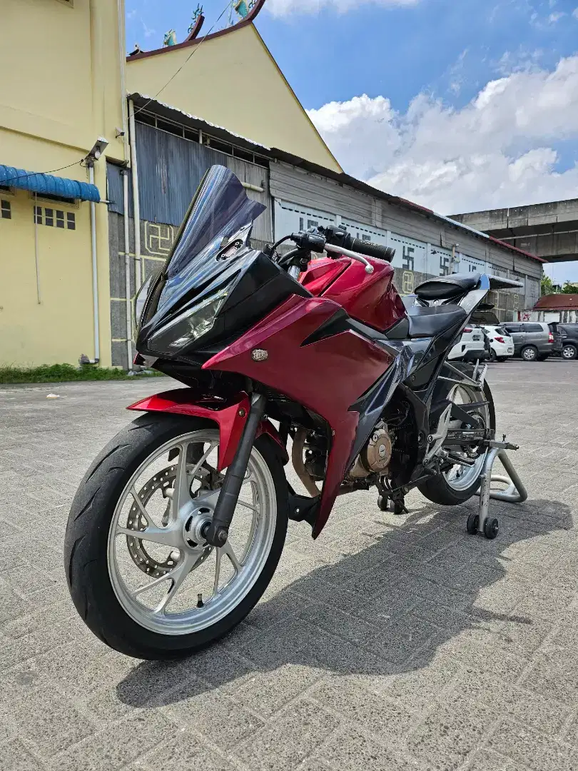 Honda CBR 150R Merah 2018