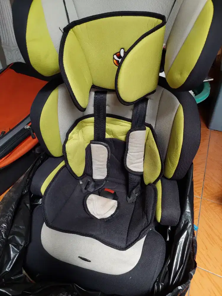 Car seat bekas bayi