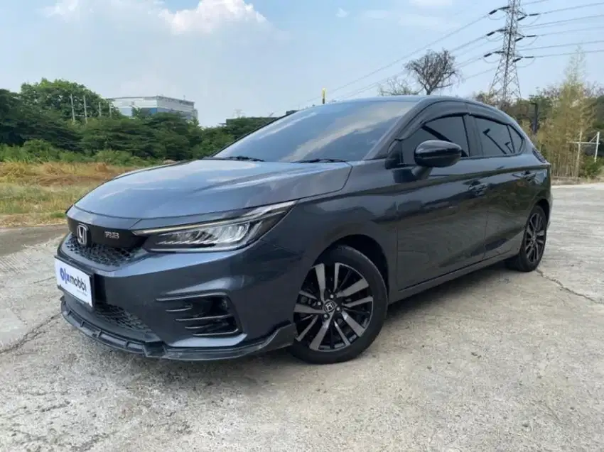 Pajak Panjang Honda City 1.5 Hatchback RS Bensin-AT 2021 Abu-abu LAAT