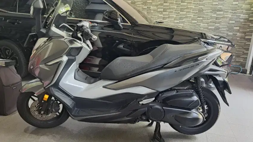 Honda forza low km 1000an