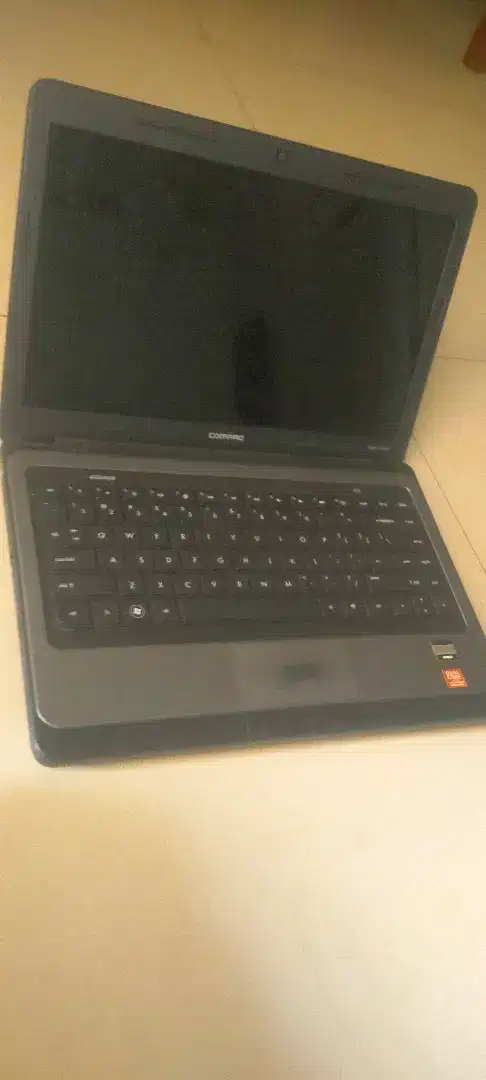 Di jual laptop compaq mati total