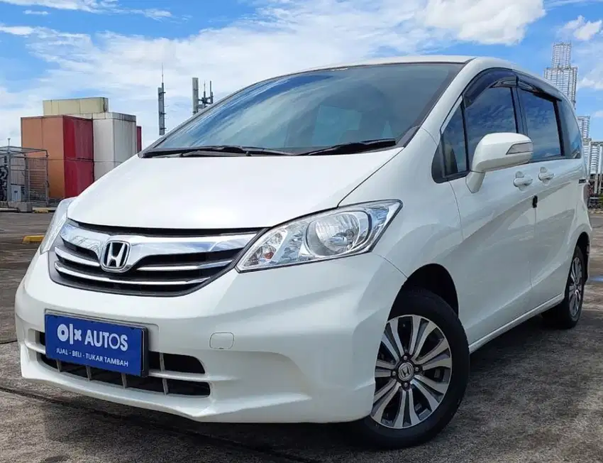 [OLXmobbi] TDP 8,JT Honda Freed 1.5 E Bensin-AT Abu-Abu 2014