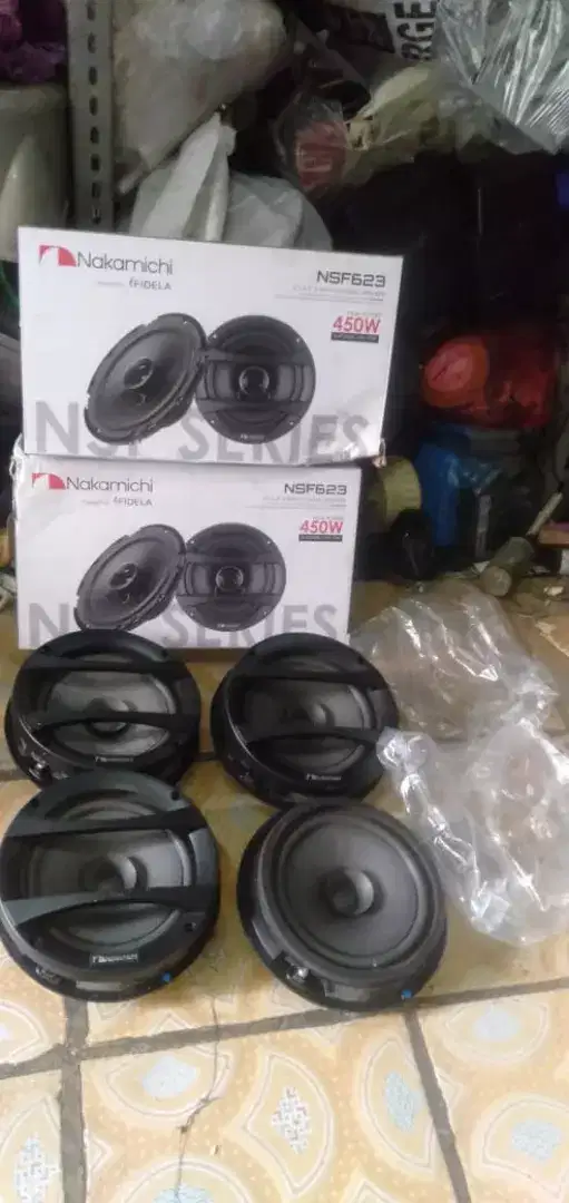 Se paket ada 4 speaker pasip berkualitas kond normal spt baru murah sj