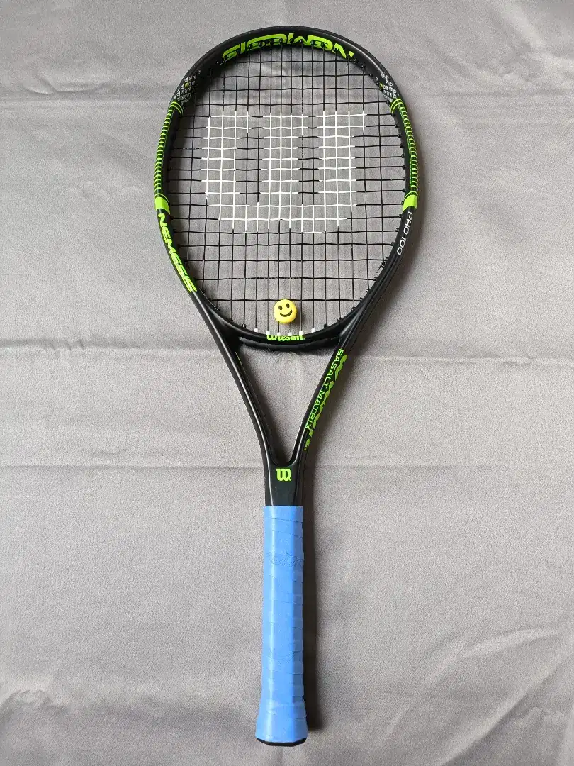 Raket Tenis Wilson Nemesis Pro 100