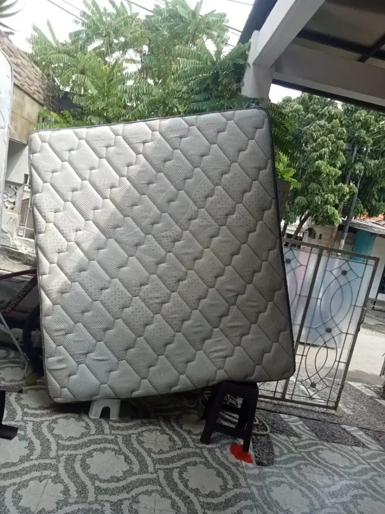 Jasa cuci kasur sofa karpet vyniell jok mobil dll