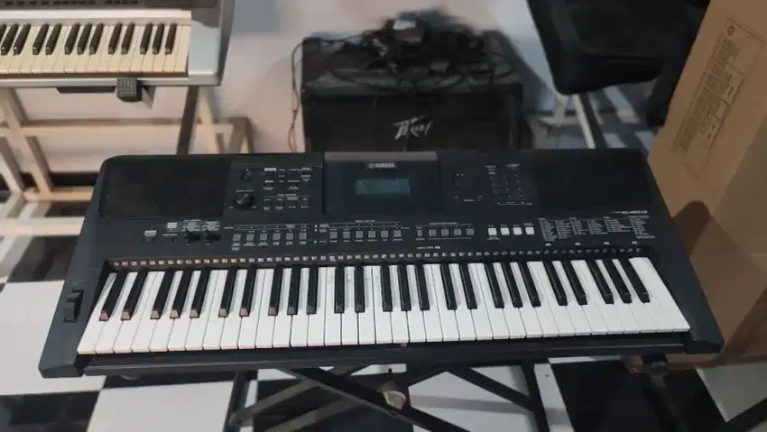 YAMAHA PSR E 453