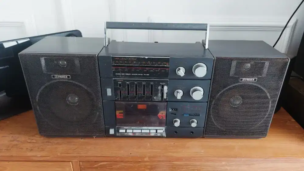 FISHER PH 430K boombox.