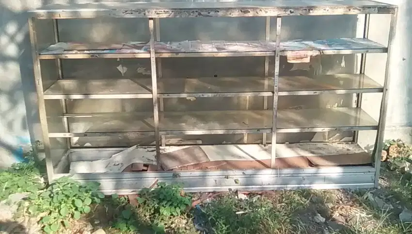Etalase 4 tingkat 200x45x110