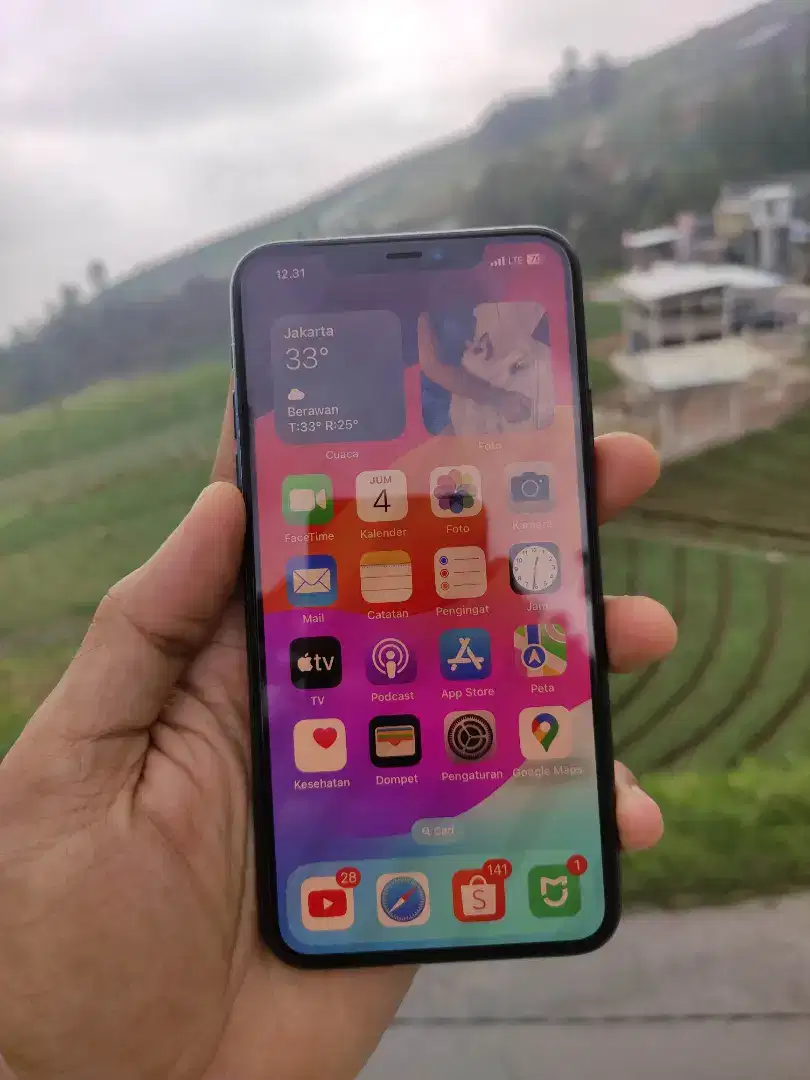 Iphone 11 pro max 256 pemakaian lama