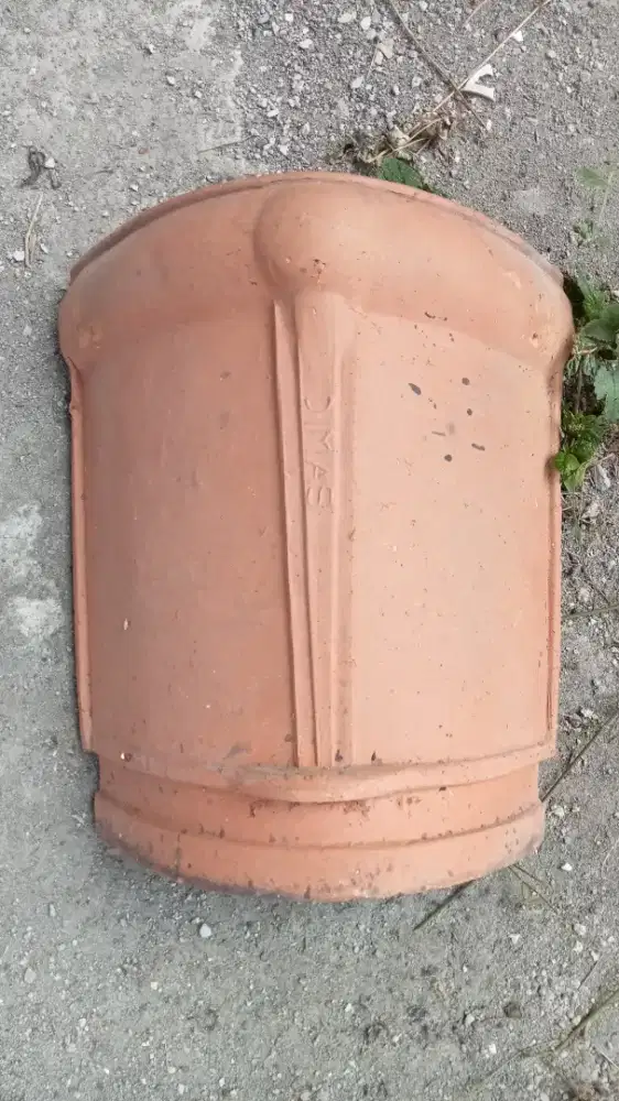 Wuwung kerpus mantili dan bintang