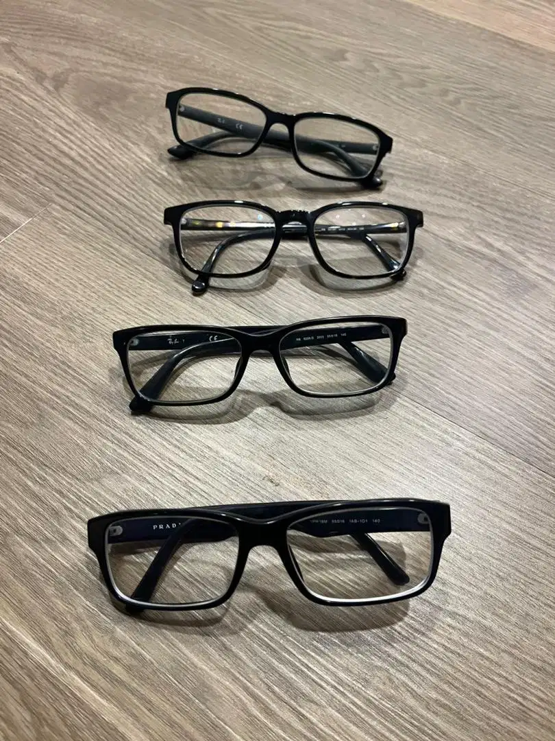 3 Kacamata Rayban + 1 Kacamata Prada Second