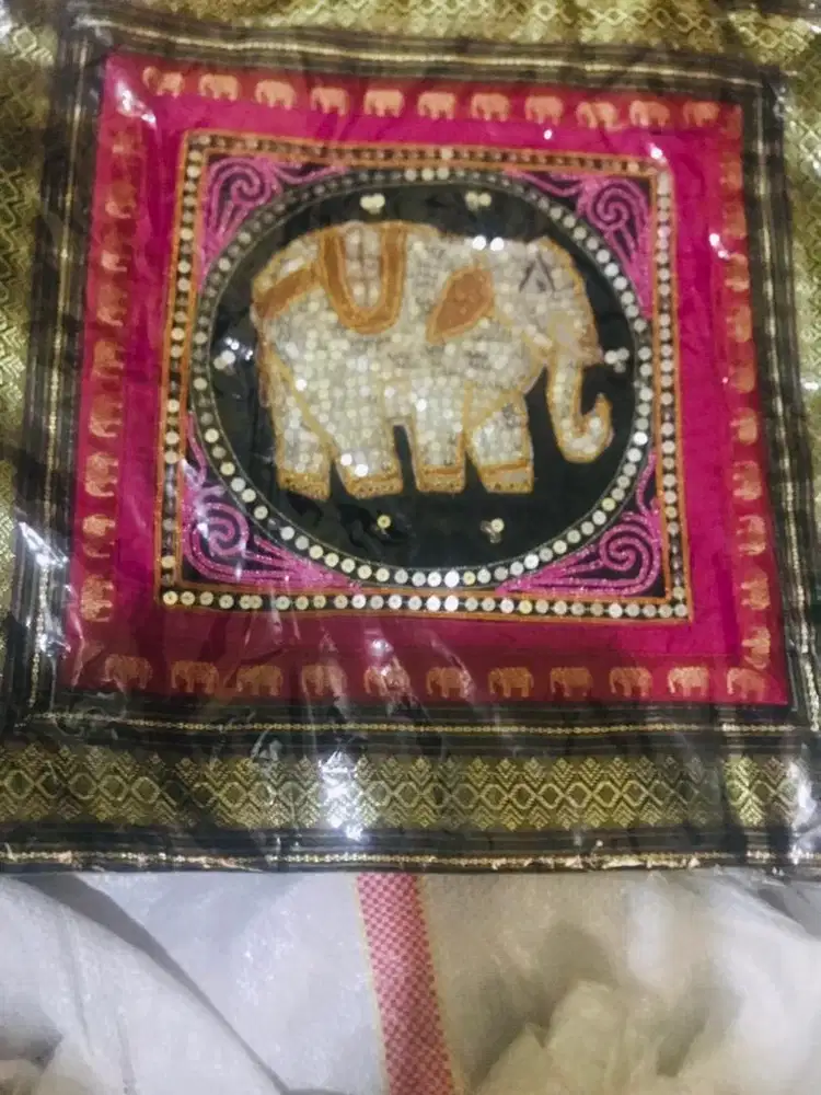sarung bantal kursi dari THailand