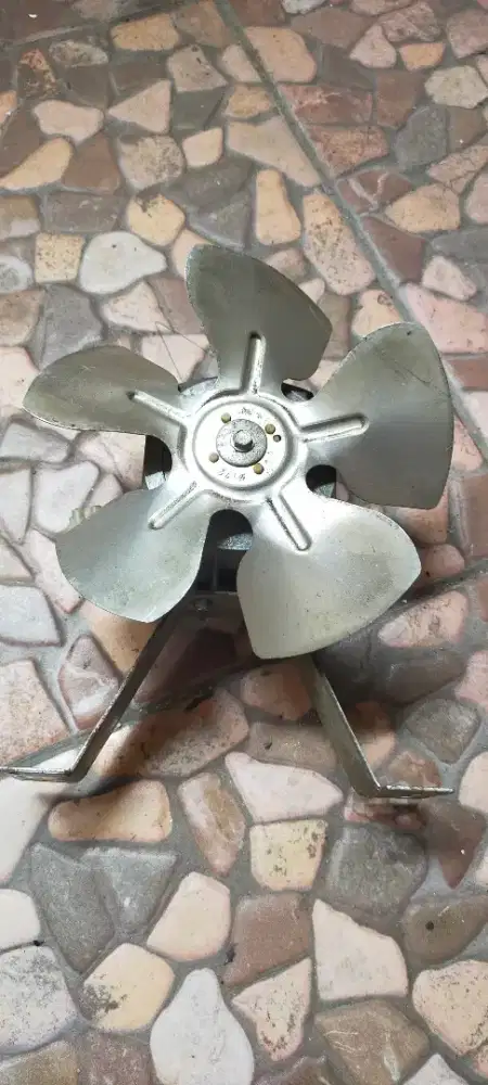 Dinamo motor condenser ebm 8wat