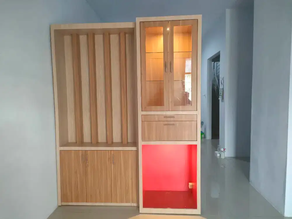 Partisi sekat ruangan