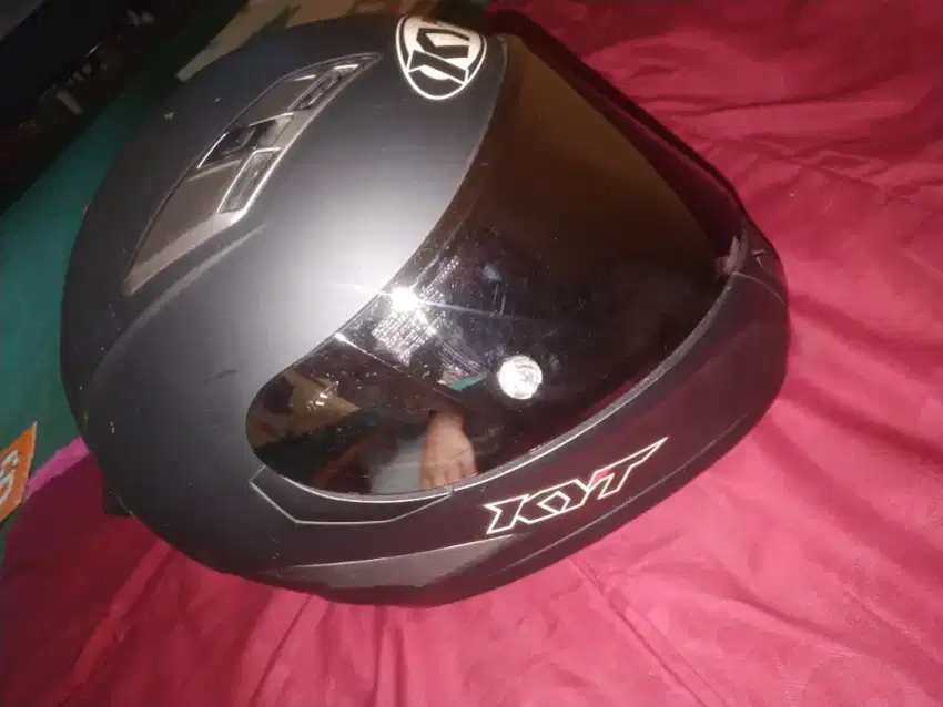 dijual helm kyt falcon II