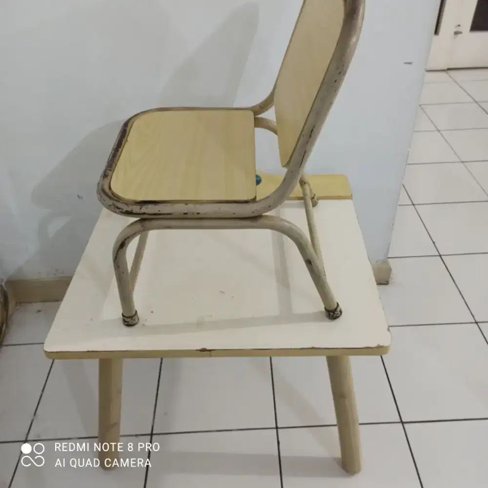 Meja belajar anak kaki besi kursi dan meja