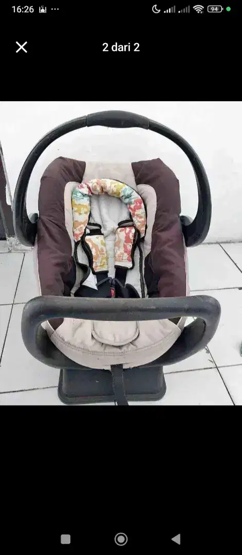 Car seat baby (kursi mobil bayi)