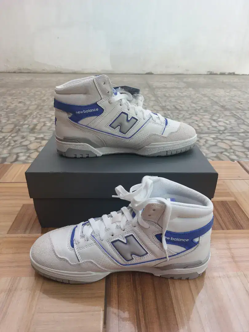 BNIB New Balance 650 Hommes white blue