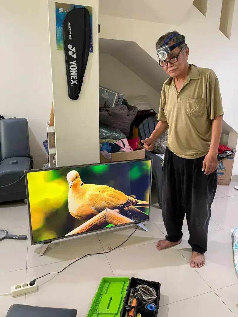 Service tv lcd dan tv led panggilan wilayah tamgerang