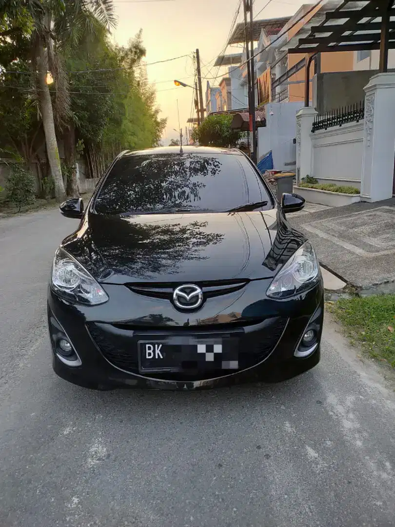 Mazda 2 R A/T Matic 2014