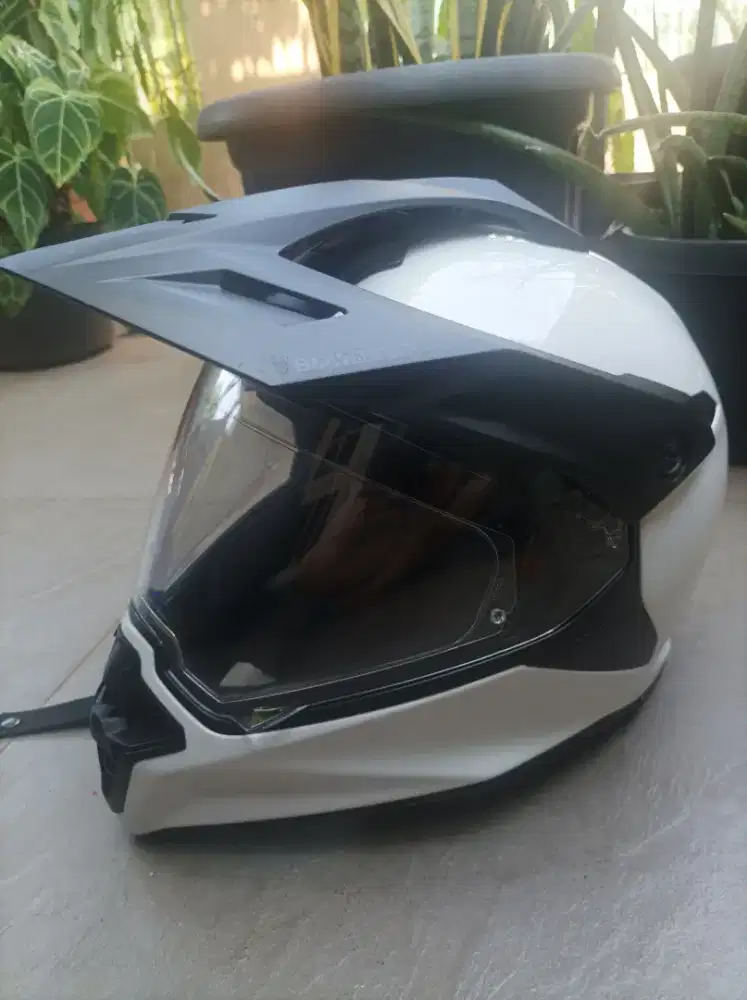 Helm BMW adventure motorrad